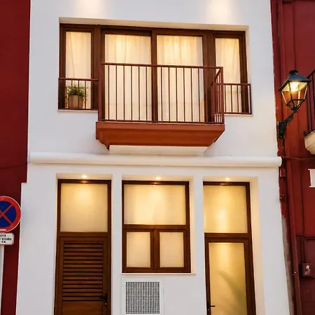 Coqueto Mediterraneo Steps From The Sea *